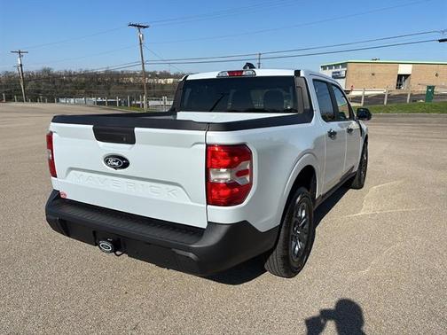 Space White Metallic 2026 Ford Maverick XLT