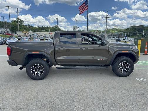 Deep Bronze Metallic 2024 GMC Canyon AT4X