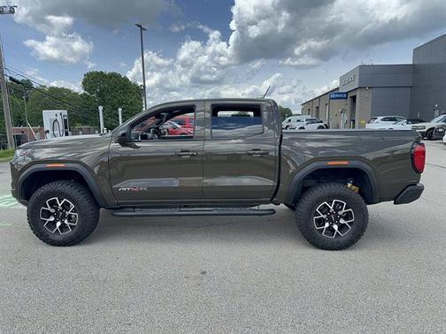 Deep Bronze Metallic 2024 GMC Canyon AT4X