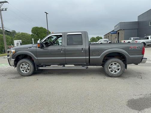 Magnetic 2016 Ford F-350 XL