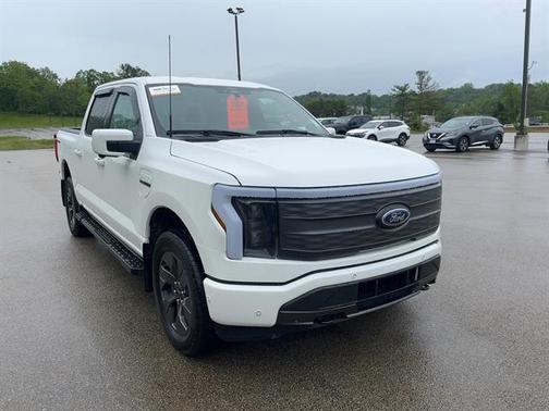 2022 Ford F-150 Lightning LARIAT