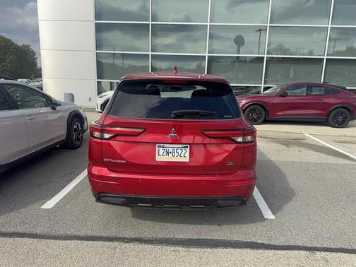 2023 Mitsubishi Outlander SE Black Edition S-AWC