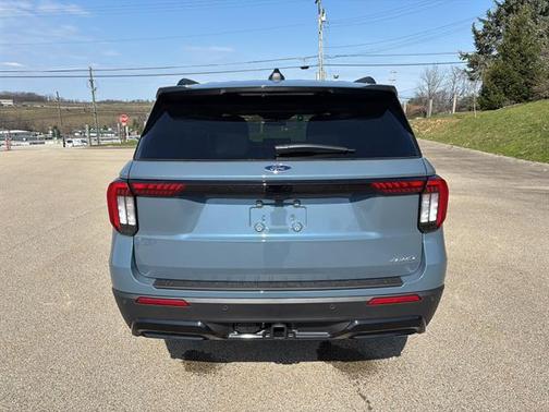 Vapor Blue Metallic 2026 Ford Explorer ST-Line