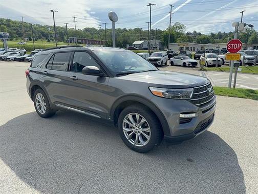 Carbonized Gray Metallic 2023 Ford Explorer XLT