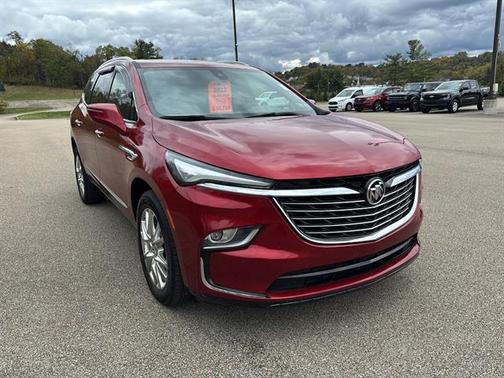 2023 Buick Enclave Essence AWD