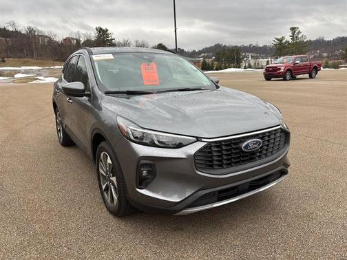 2025 Ford Escape Platinum