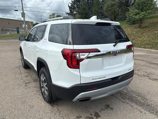 2022 GMC Acadia AWD SLE