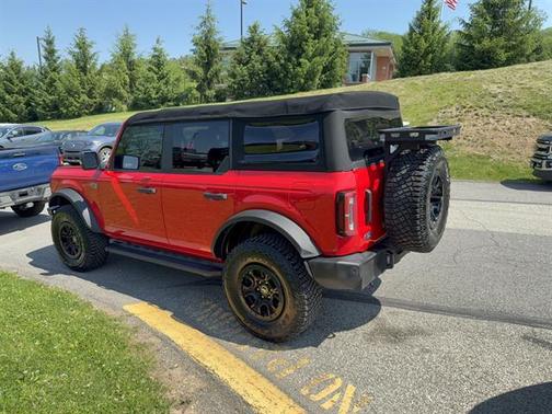 Race Red 2022 Ford Bronco Wildtrak
