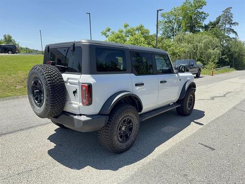 Oxford White 2024 Ford Bronco Wildtrak