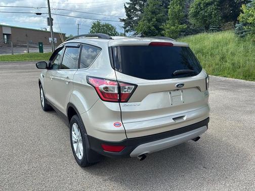 White Gold 2018 Ford Escape SEL