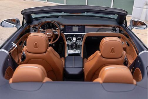 Silver Frost 2023 Bentley Continental GT Base