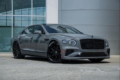 Gravity Gray 2025 Bentley Flying Spur Black Edition