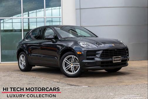 Volcano Grey Metallic 2021 Porsche Macan Macan