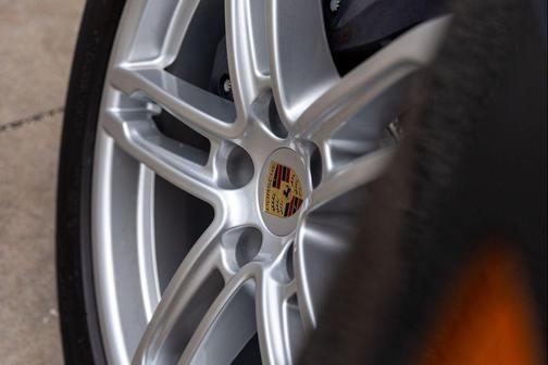 Volcano Grey Metallic 2021 Porsche Macan Macan