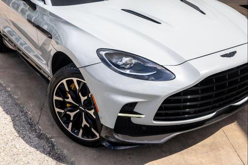 Apex Gray 2023 Aston Martin DBX 707