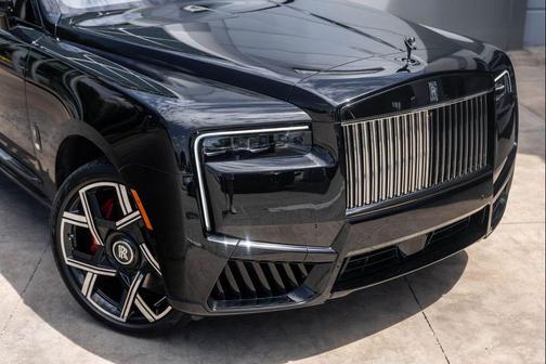 Black Diamond 2025 Rolls-Royce Cullinan Black Badge