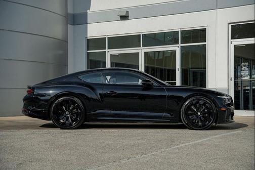 Onyx 2026 Bentley Continental GT Base