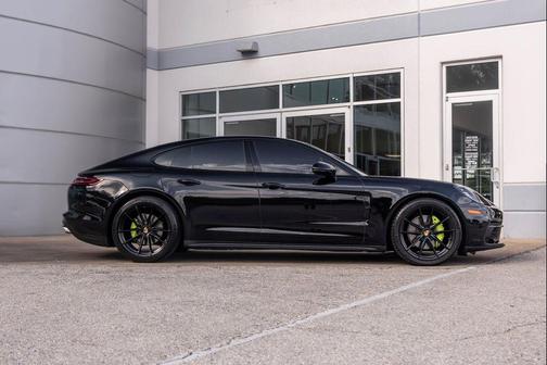 Black 2018 Porsche Panamera 4