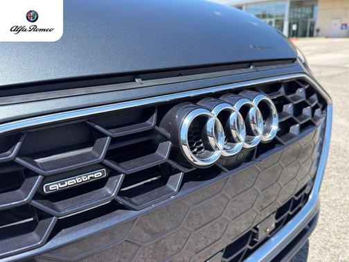 Daytona Gray Pearl Effect 2021 Audi A4 45 S line Premium Plus