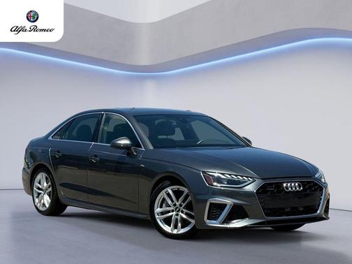 Daytona Gray Pearl Effect 2021 Audi A4 45 S line Premium Plus