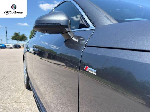 Daytona Gray Pearl Effect 2021 Audi A4 45 S line Premium Plus