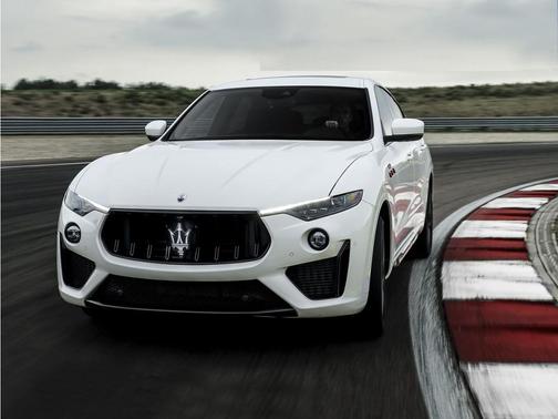 Bianco 2021 Maserati Levante Base