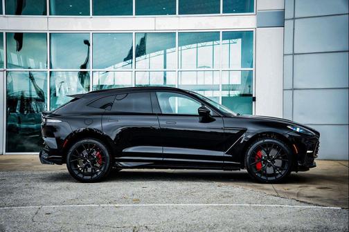 Jet Black 2025 Aston Martin DBX 707