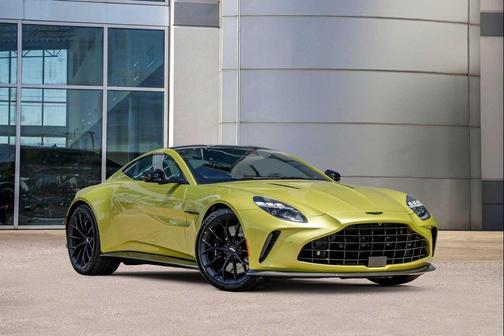 Q Cosmopolitan Yellow 2025 Aston Martin Vantage