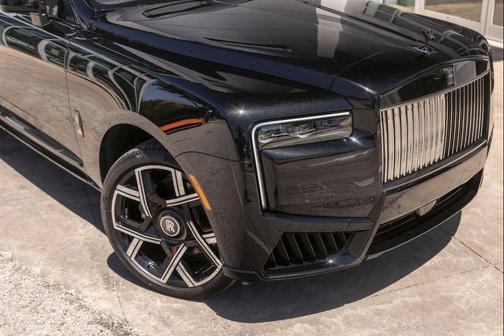 Black Diamond 2026 Rolls-Royce Cullinan Black Badge