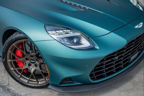 Q Satin Racing Green 2026 Aston Martin Vanquish V12
