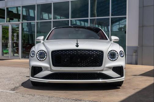Glacier White 2026 Bentley Flying Spur