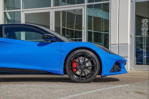 Seneca Blue 2026 Lotus Emira SE V6