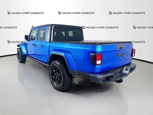 2022 Jeep Gladiator Sport