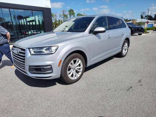 2019 Audi Q7 55 Premium