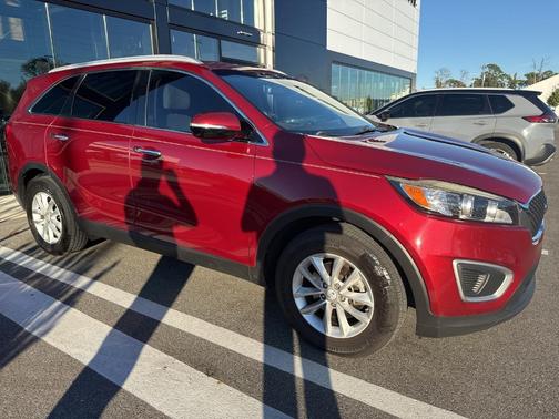 2018 Kia Sorento LX