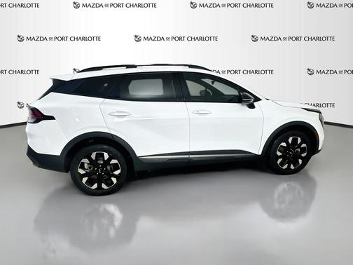 Glacial White Pearl 2023 Kia Sportage X-Line AWD