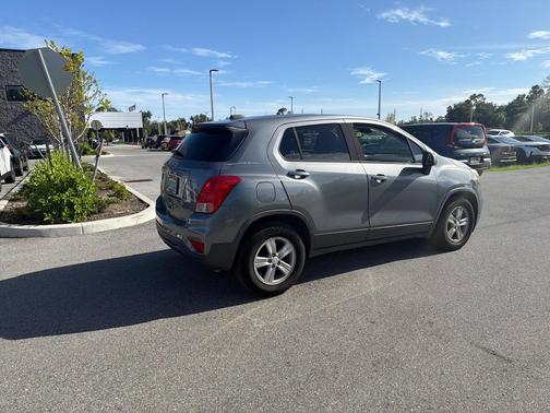 Satin Steel Metallic 2020 Chevrolet Trax FWD 4dr LS