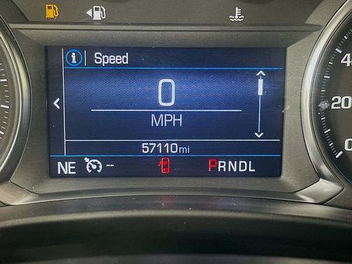 Iridescent Pearl Tricoat 2024 Chevrolet Equinox FWD 4dr LT w/1LT
