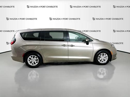 2017 Chrysler Pacifica LX