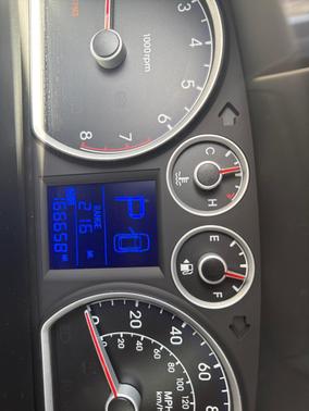 Light Green 2010 Hyundai Elantra Touring 4dr Wgn Auto SE