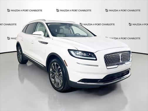 Pristine White Metallic Tri-Coat 2023 Lincoln Nautilus Reserve FWD