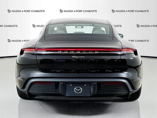 2022 Porsche Taycan Base