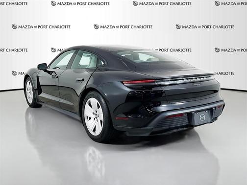 2022 Porsche Taycan Base