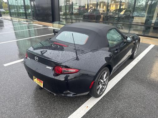 Blue Reflex Mica 2016 Mazda MX-5 Miata 2dr Conv Man Grand Touring
