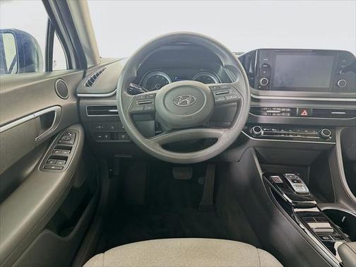 Quartz White 2020 Hyundai SONATA SE 2.5L