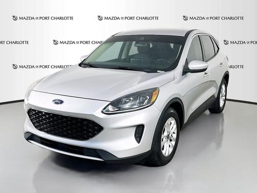 Ingot Silver Metallic 2020 Ford Escape SE FWD