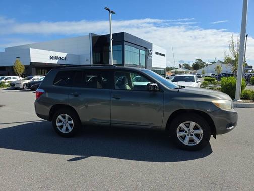 Cypress Pearl 2010 Toyota Highlander 4WD 4dr V6 Base (Natl)
