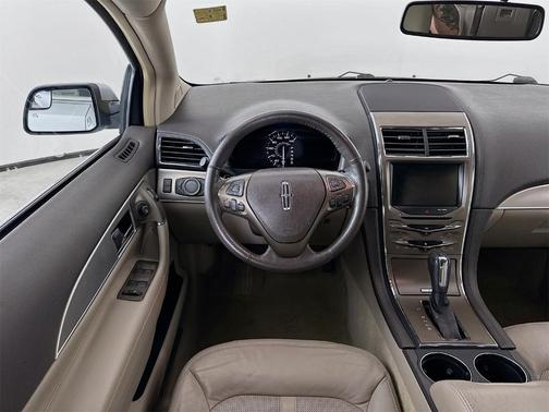 2013 Lincoln MKX Base