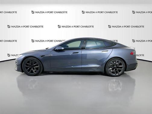 2022 Tesla Model S Plaid