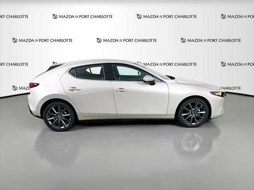 Platinum Quartz Metallic 2026 Mazda Mazda3 2.5 S Preferred Auto FWD